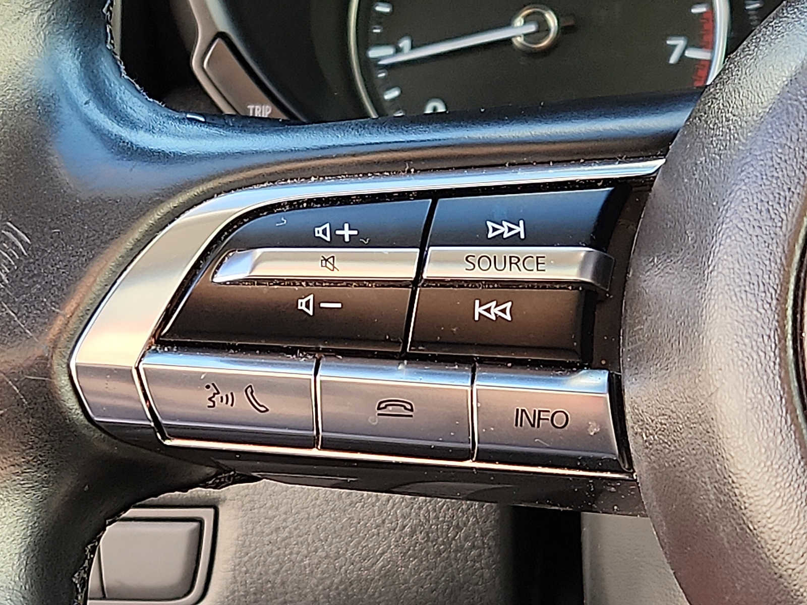 Used 2023 MAZDA CX-50 2.5 S w/ Cargo Package image 21