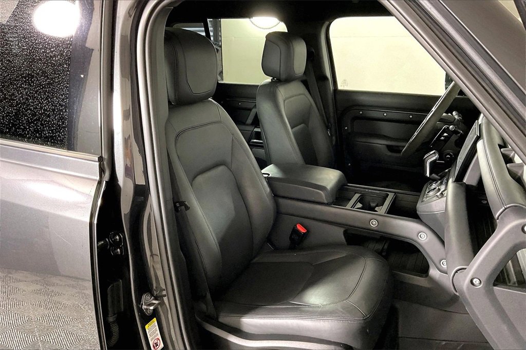 Used 2023 Land Rover Defender 110 V8 image 6