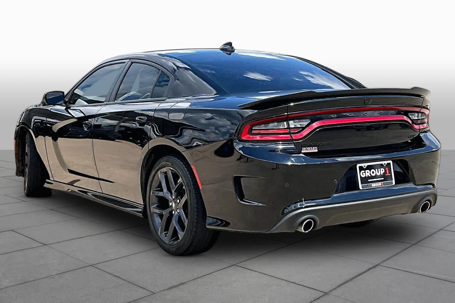 Used 2022 Dodge Charger GT w/ Blacktop Package RWD image 11