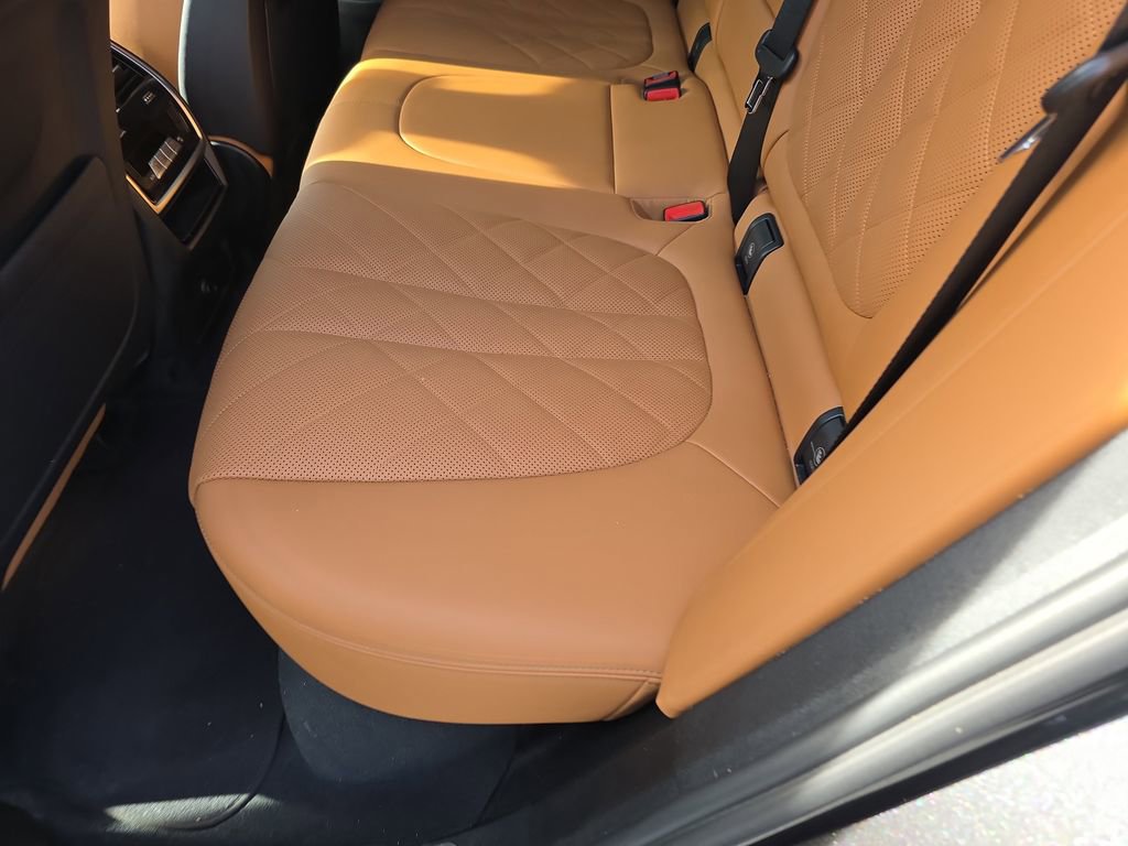 Used 2023 BMW X5 sDrive40i w/ Premium Package image 18