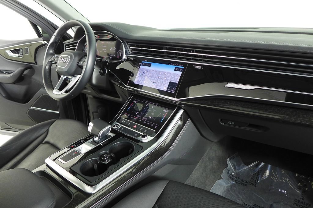 Used 2023 Audi Q7 3.0T Premium Plus w/ Premium Plus Package image 13