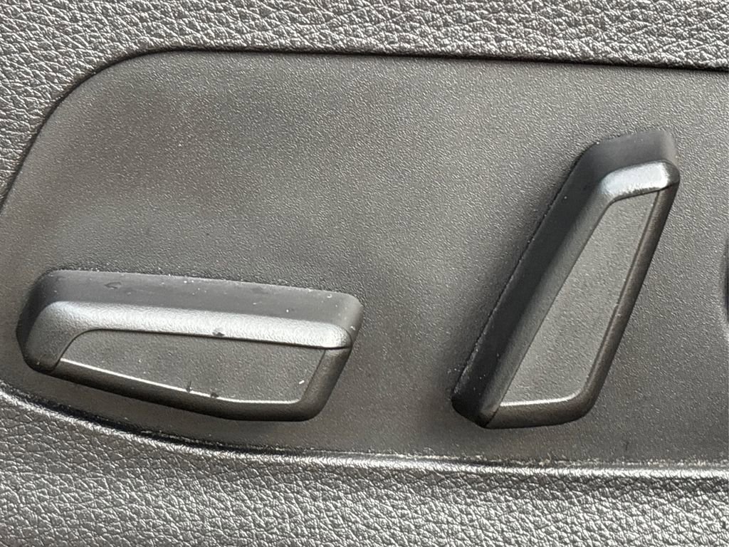 Used 2023 Kia Carnival SX Prestige image 39