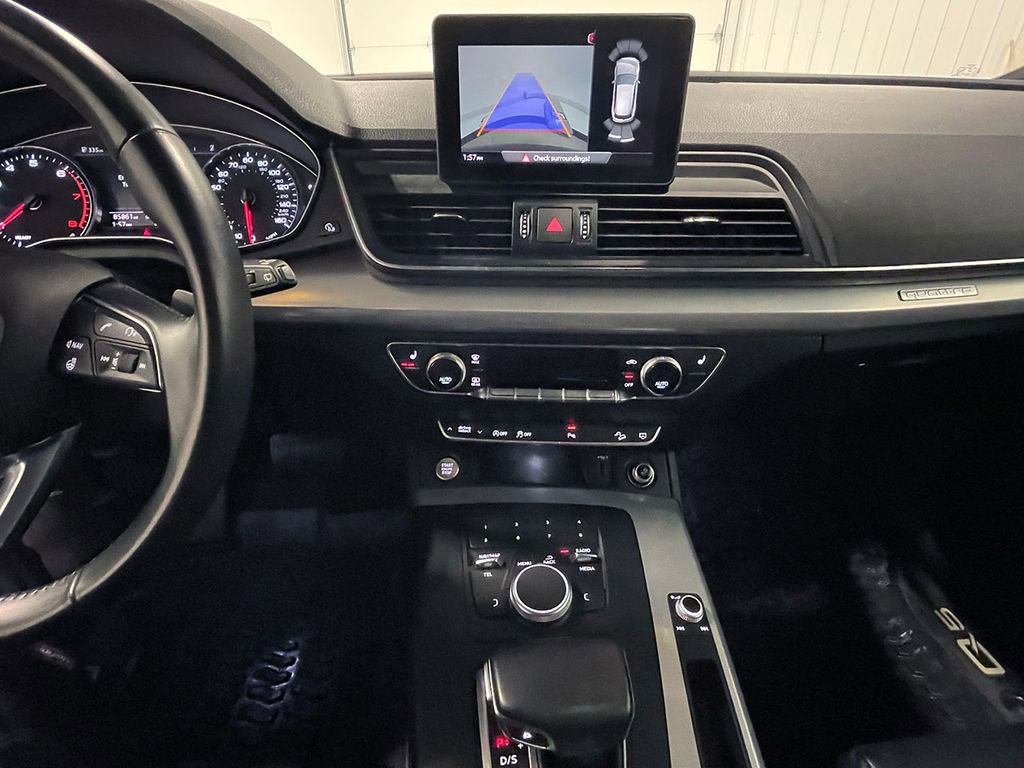 Used 2020 Audi Q5 2.0T Premium w/ Titanium Sport Package image 33