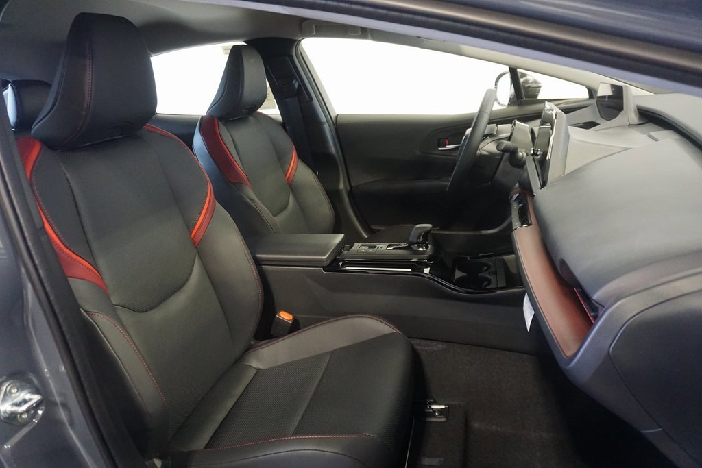 New 2026 Toyota Prius Plug-In Hybrid image 24