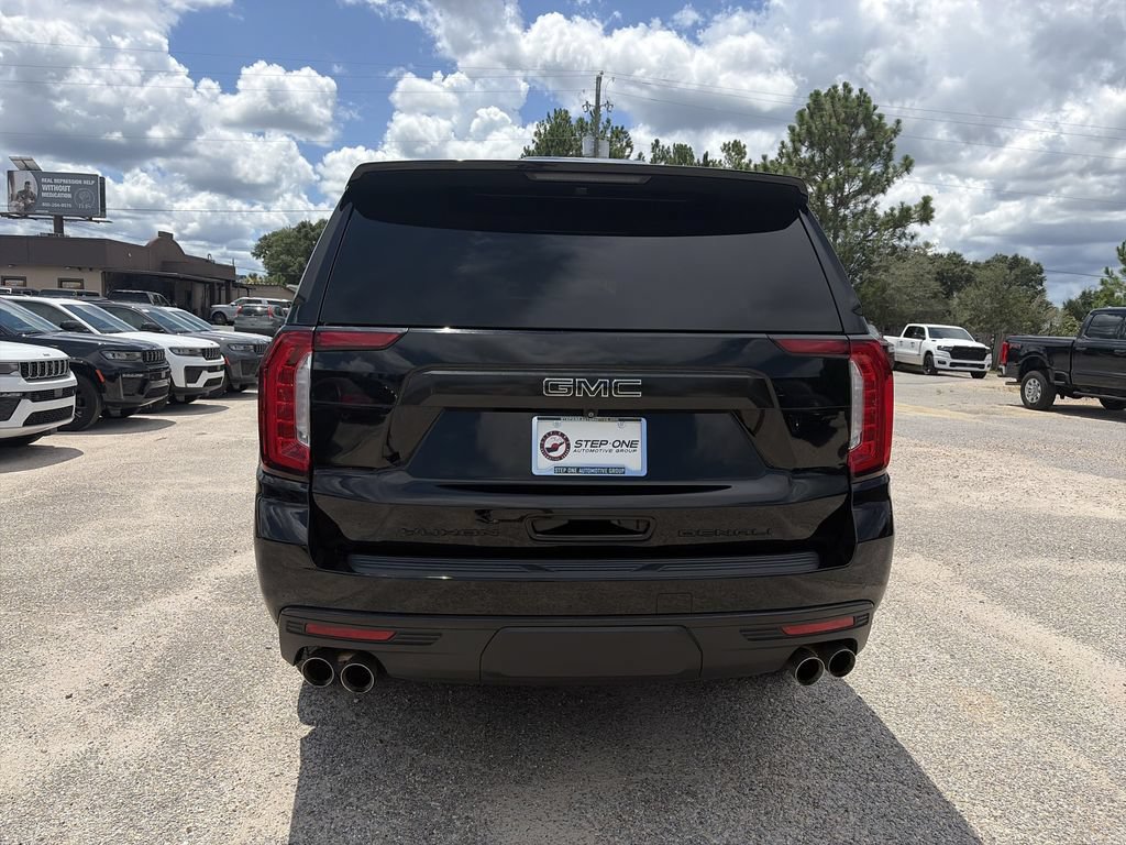 Used 2021 GMC Yukon XL Denali AWD/4WD image 5