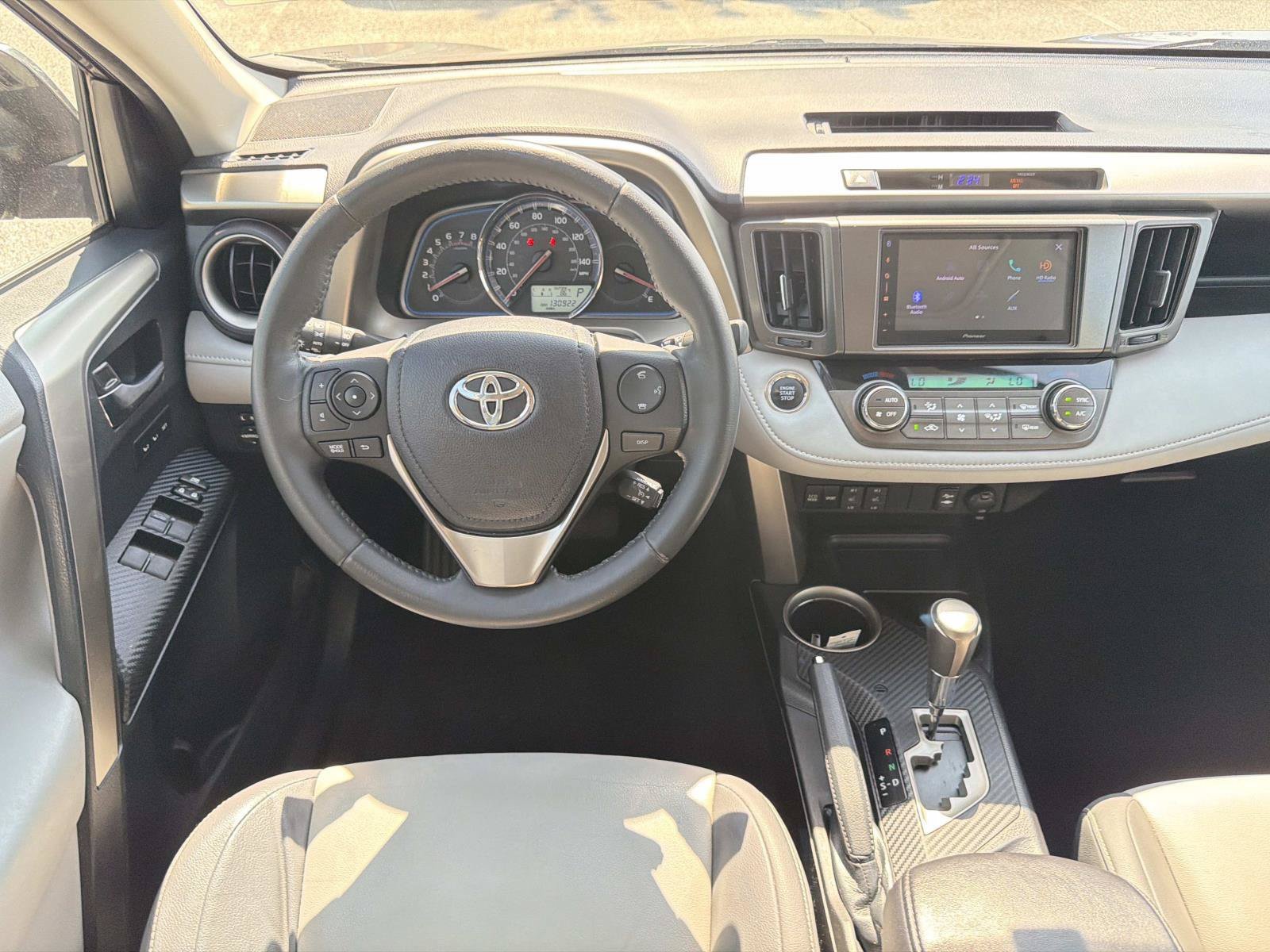 Used 2013 Toyota RAV4 Limited AWD/4WD image 3