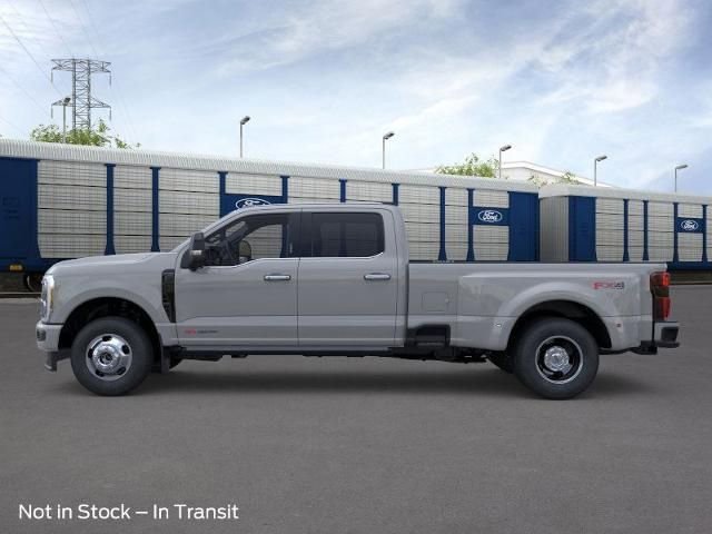 New 2026 Ford F350 4x4 Crew Cab DRW Super Duty image 3