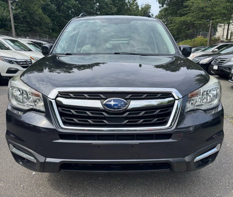 Used 2017 Subaru Forester 2.5i Premium w/ All-Weather Package AWD/4WD image 3