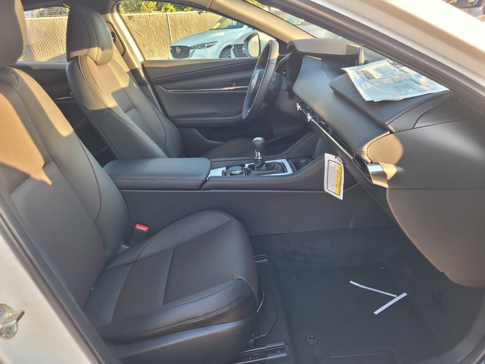 New 2026 MAZDA MAZDA3 2.5 S Hatchback w/ Premium Pkg FWD image 15