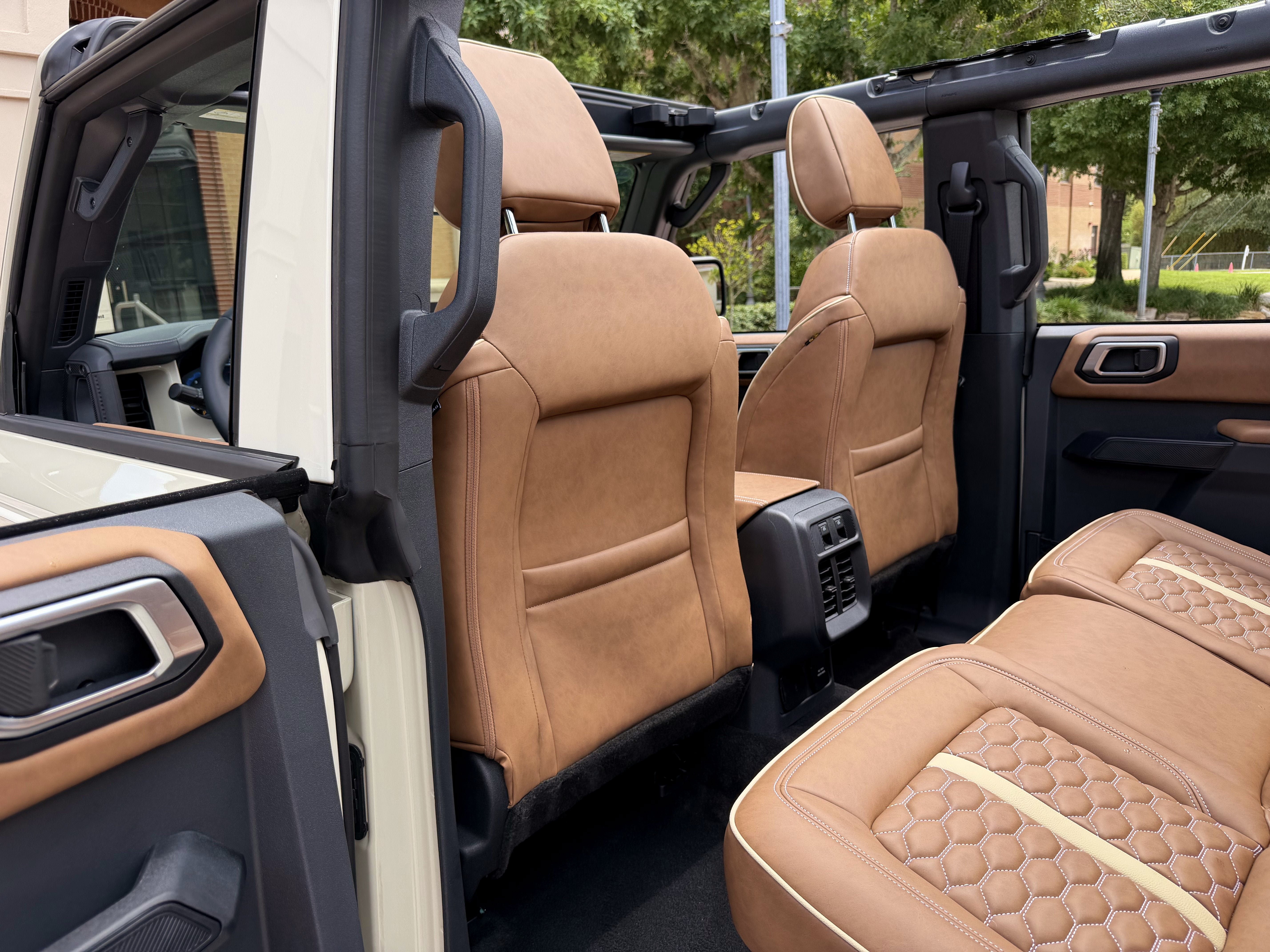 Used 2026 Ford Bronco Outer Banks AWD/4WD image 21