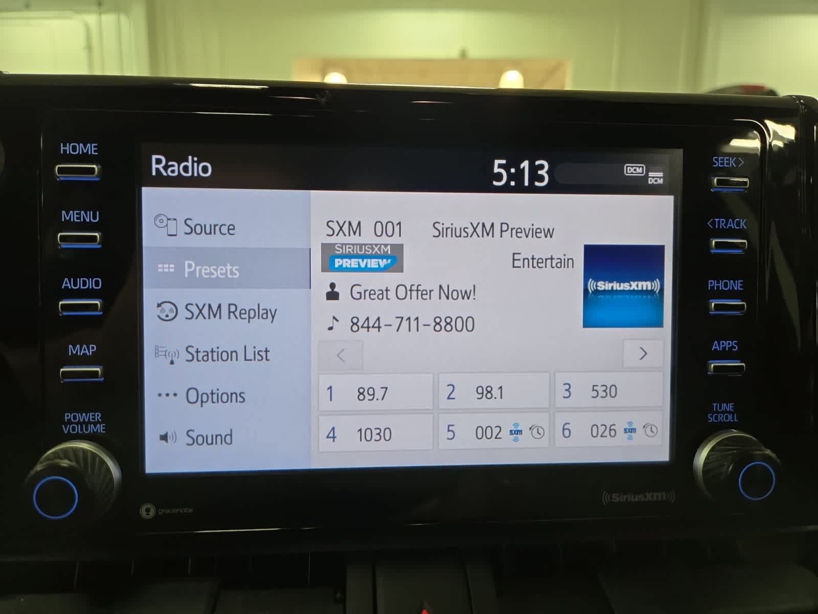 Used 2022 Toyota RAV4 SE w/ Carpet Mat Package (TMS) AWD/4WD image 25