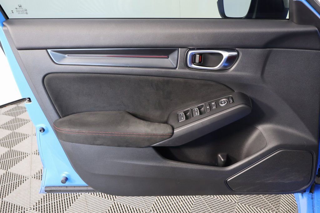 Used 2023 Honda Civic Type R image 12
