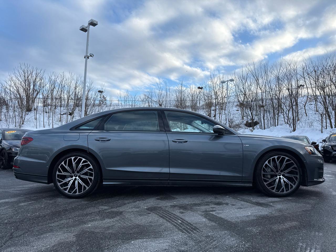 Used 2021 Audi A8 L 3.0T w/ Executive Plus Package image 11