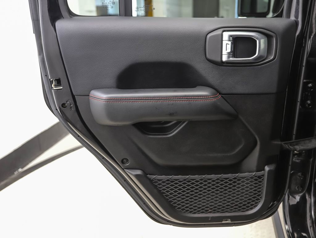 Used 2018 Jeep Wrangler Unlimited Rubicon w/ Dual Top Group image 20