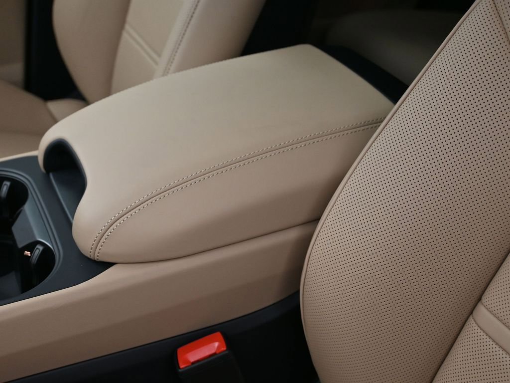 New 2026 Porsche Cayenne image 20