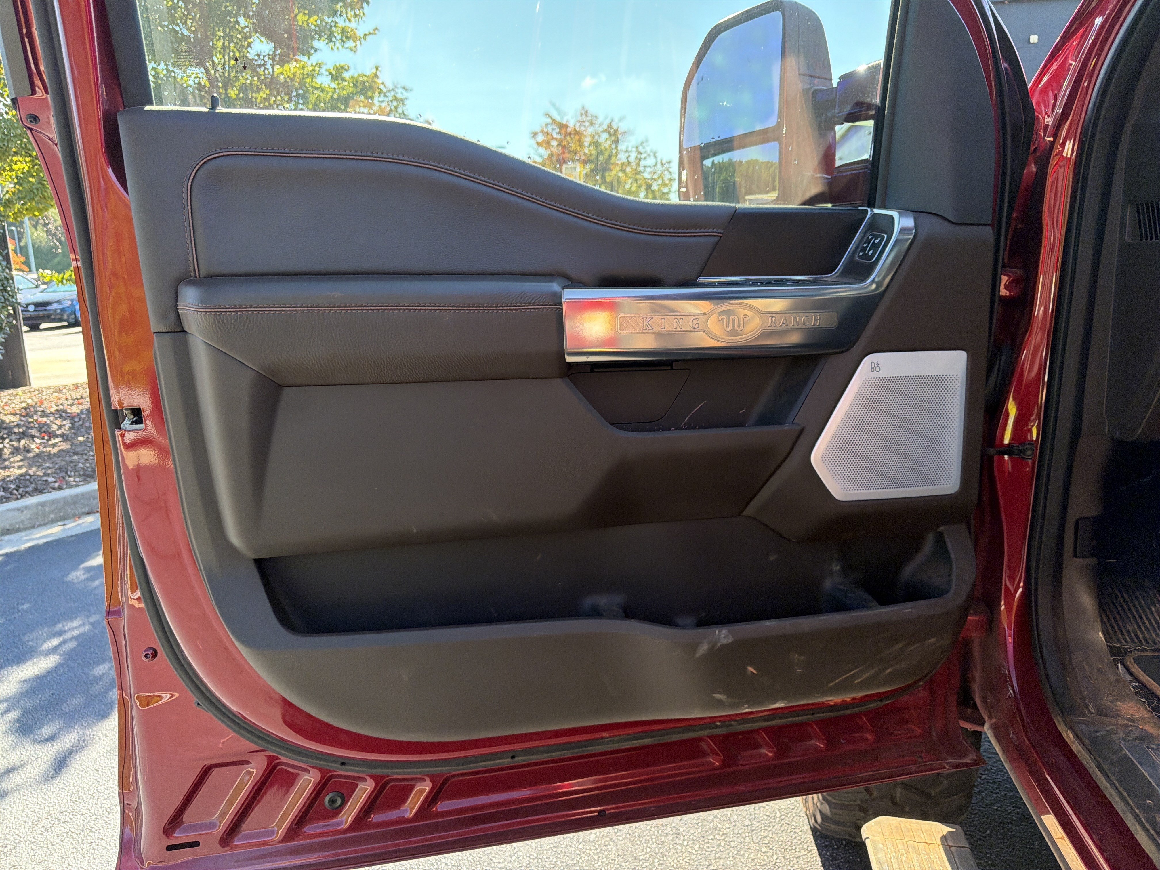 Used 2025 Ford F450 King Ranch w/ Chrome Package AWD/4WD image 16