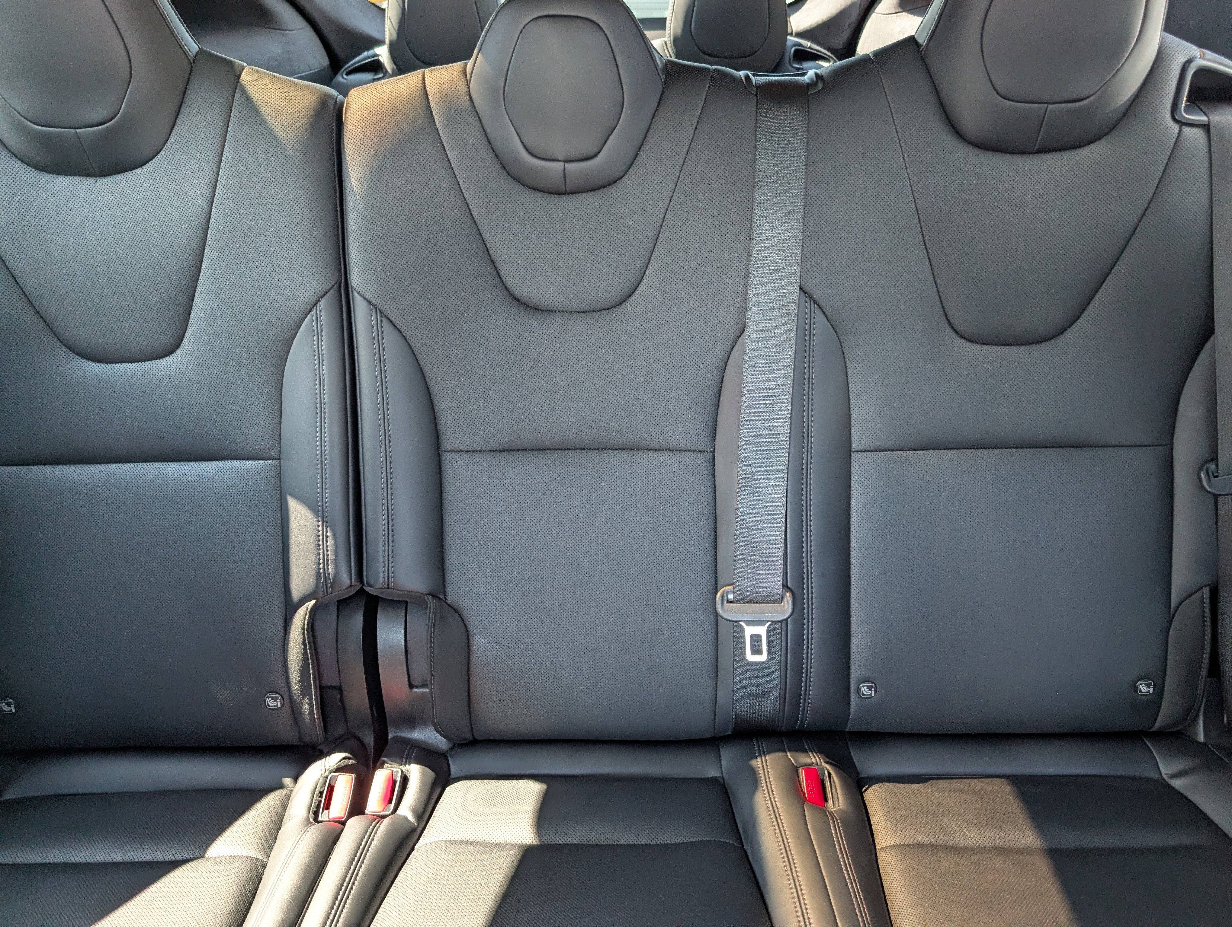 Used 2023 Tesla Model X AWD/4WD image 13