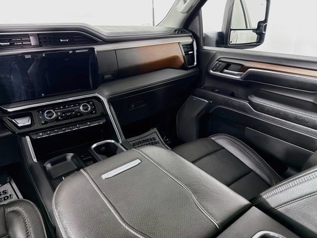 Used 2024 GMC Sierra 2500 Denali w/ Denali Reserve Package AWD/4WD image 23