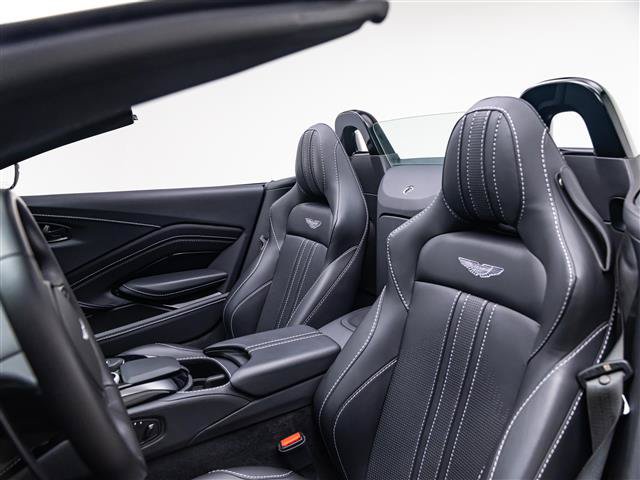 Used 2023 Aston Martin V8 Vantage Roadster RWD image 8