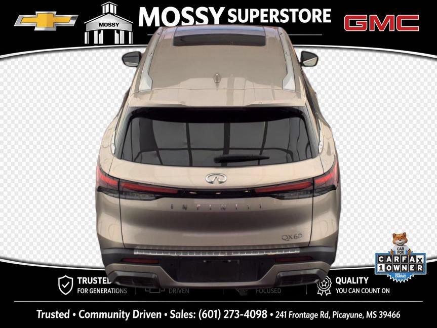 Used 2023 INFINITI QX60 Sensory w/ Cargo Package FWD image 6