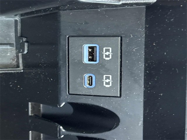 Used 2022 Toyota Tundra Limited image 22