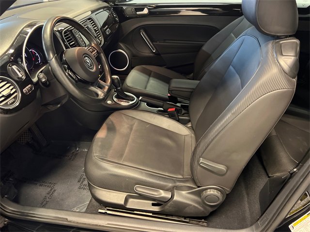 Used 2015 Volkswagen Beetle 1.8T image 6