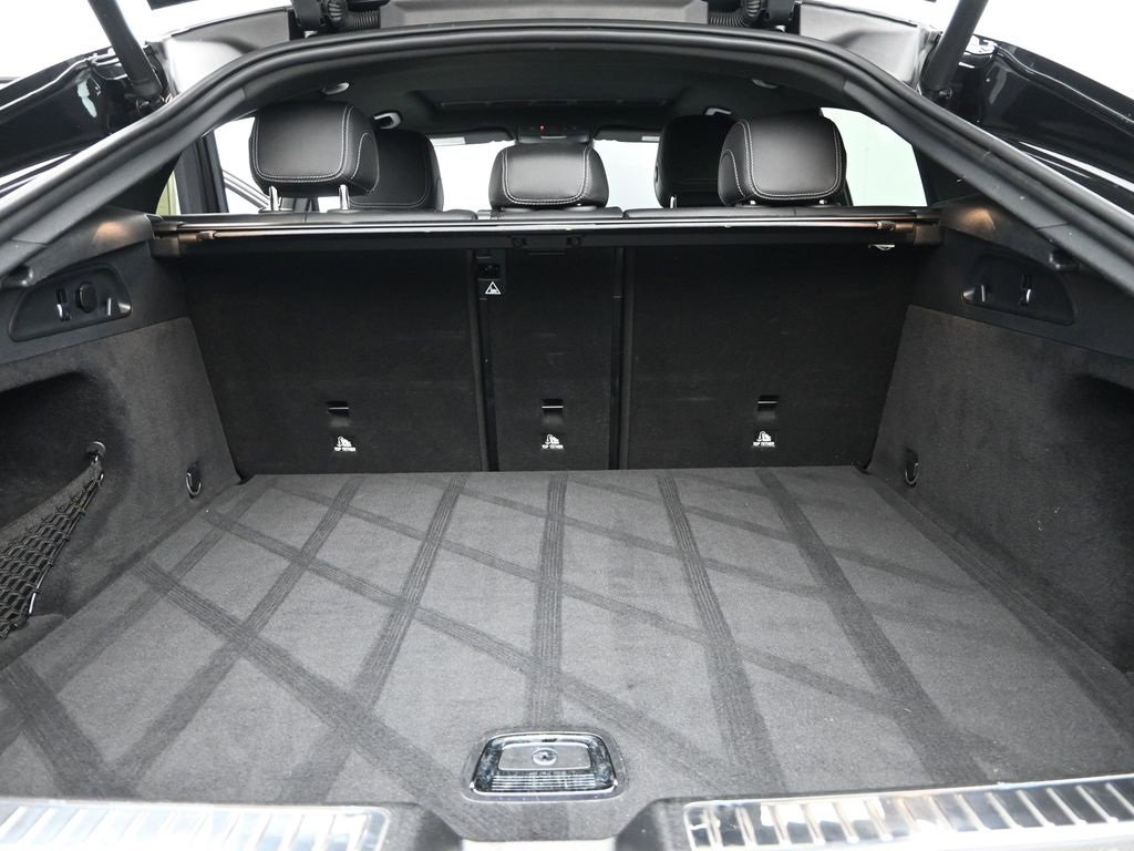 Used 2022 Mercedes-Benz GLC 300 4MATIC Coupe image 12