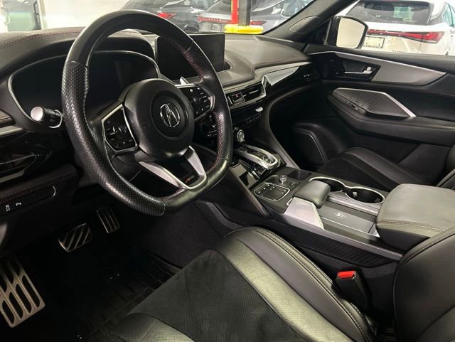 Used 2023 Acura MDX A-Spec AWD/4WD image 11
