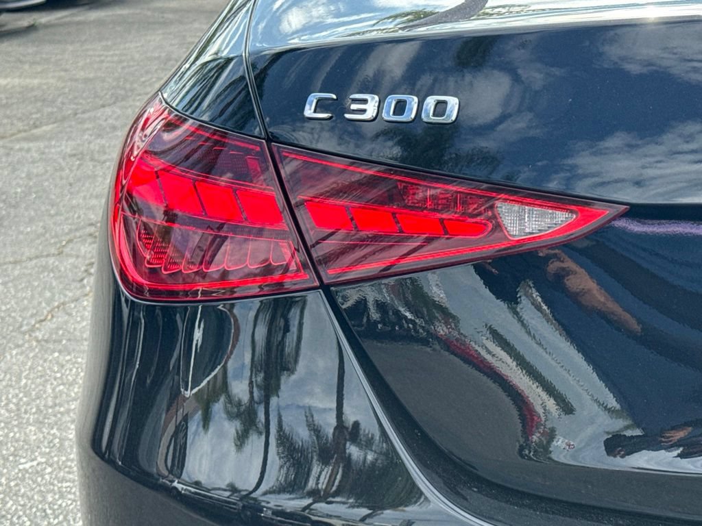 Used 2022 Mercedes-Benz C 300 Sedan image 16