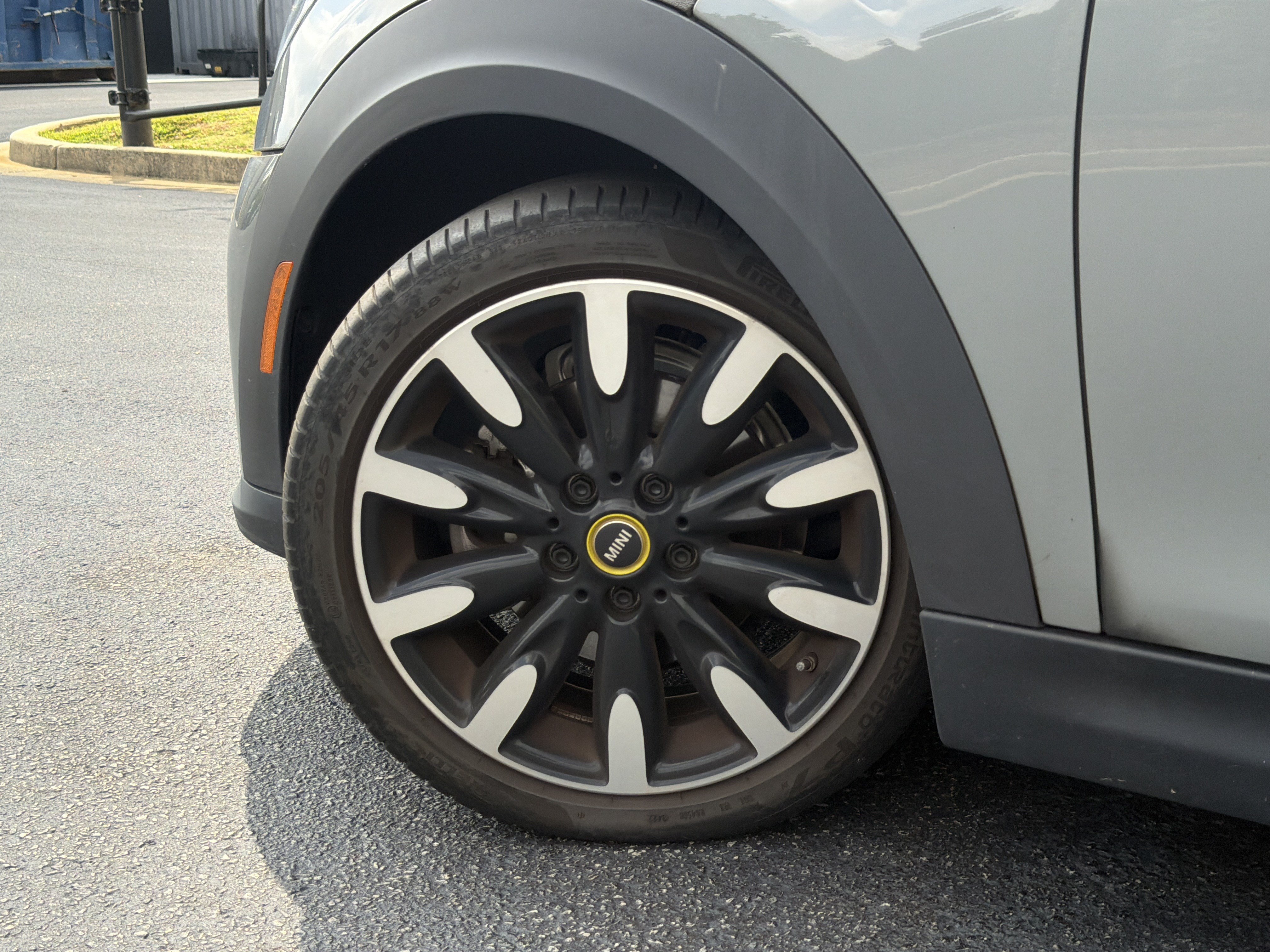 Used 2023 MINI Cooper SE FWD image 10
