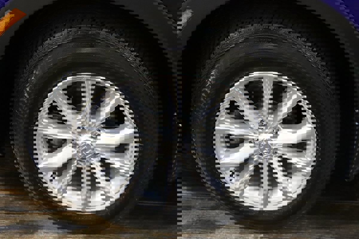 Used 2025 Honda CR-V EX-L image 25