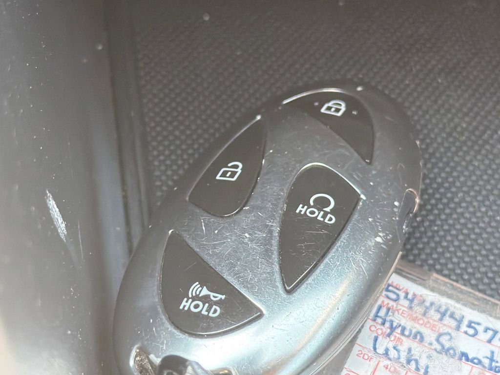 Used 2025 Hyundai Sonata SEL FWD image 33