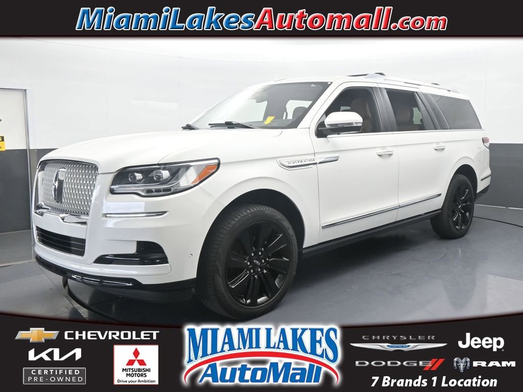 Used 2023 Lincoln Navigator L Reserve w/ Monochromatic Package