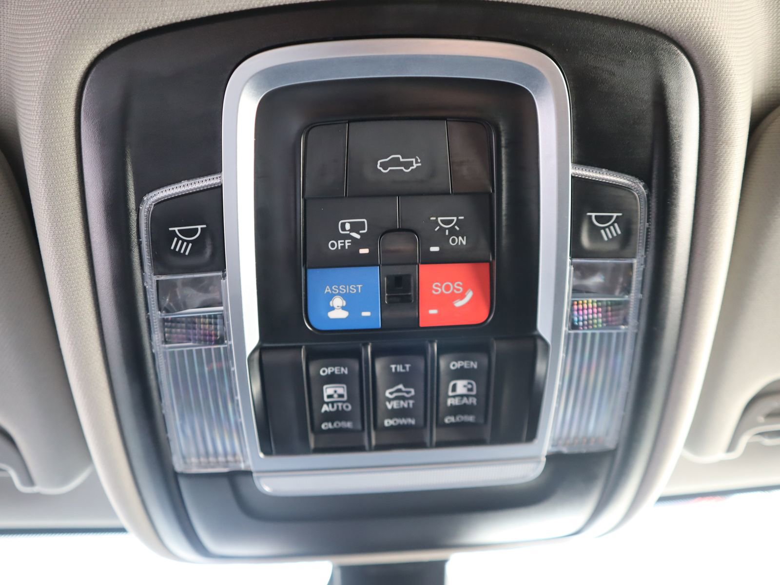 Used 2024 RAM 2500 Laramie w/ Cold Weather Group image 51