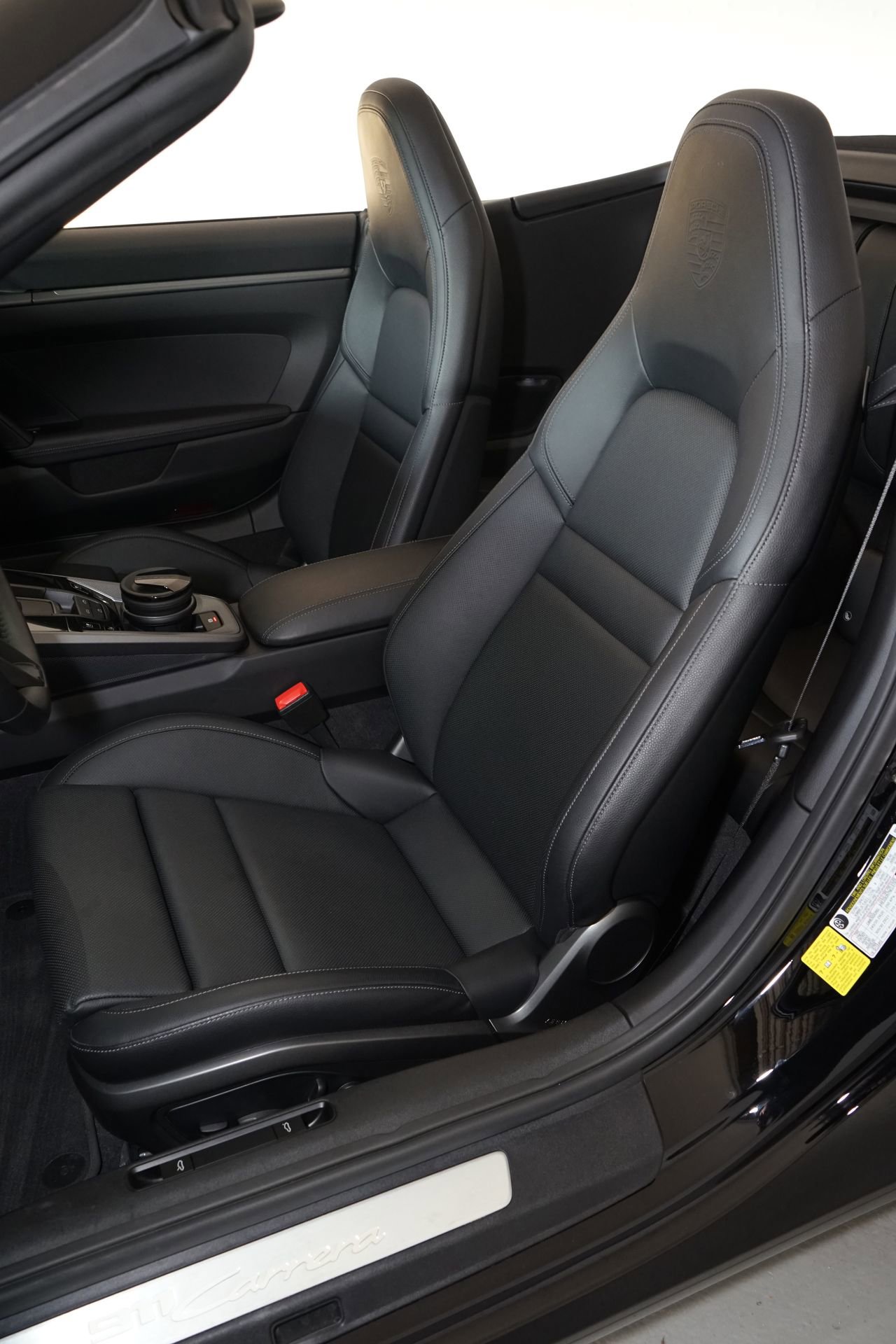 Used 2024 Porsche 911 Carrera image 10