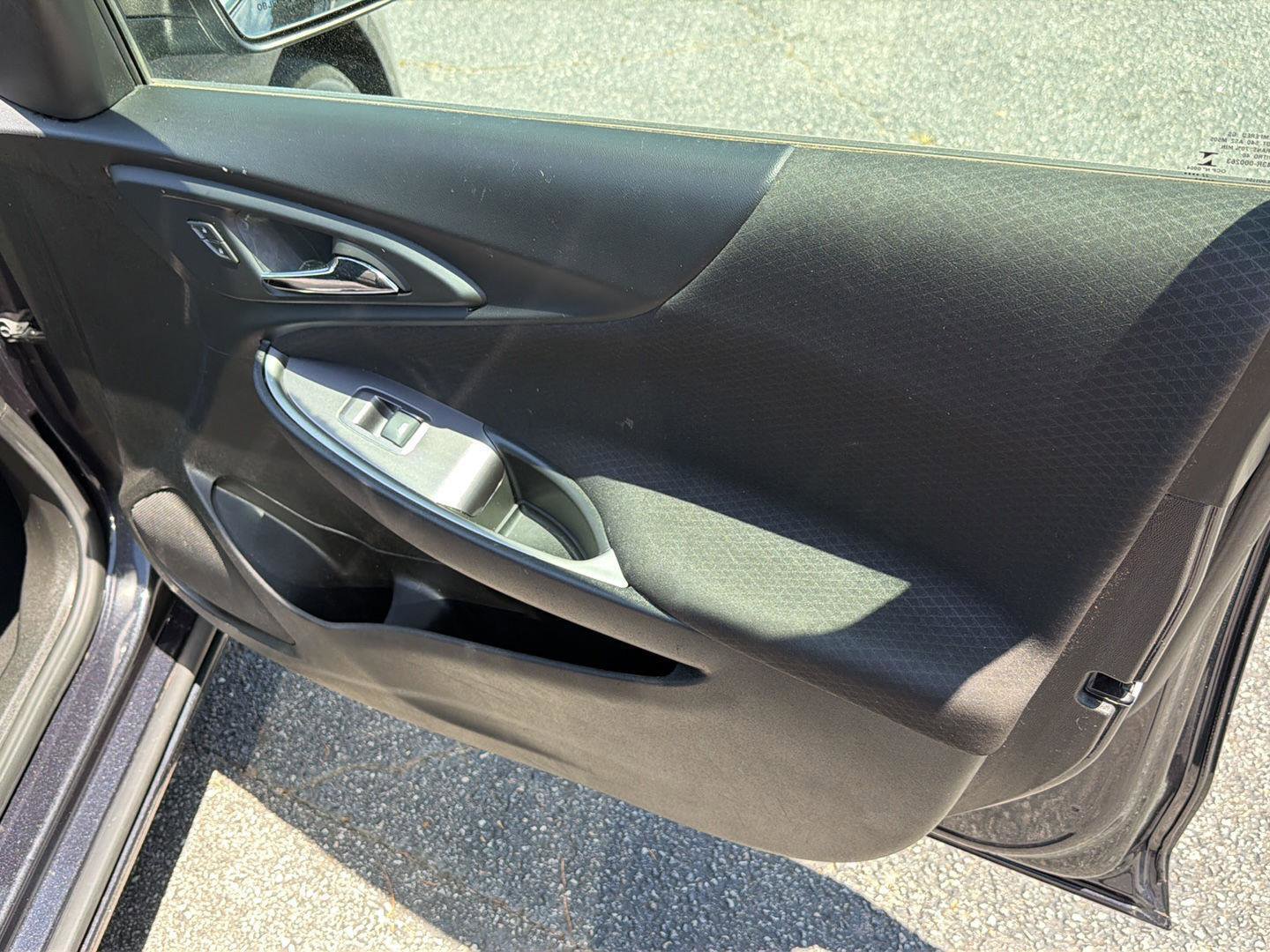 Used 2022 Chevrolet Malibu LS FWD image 14