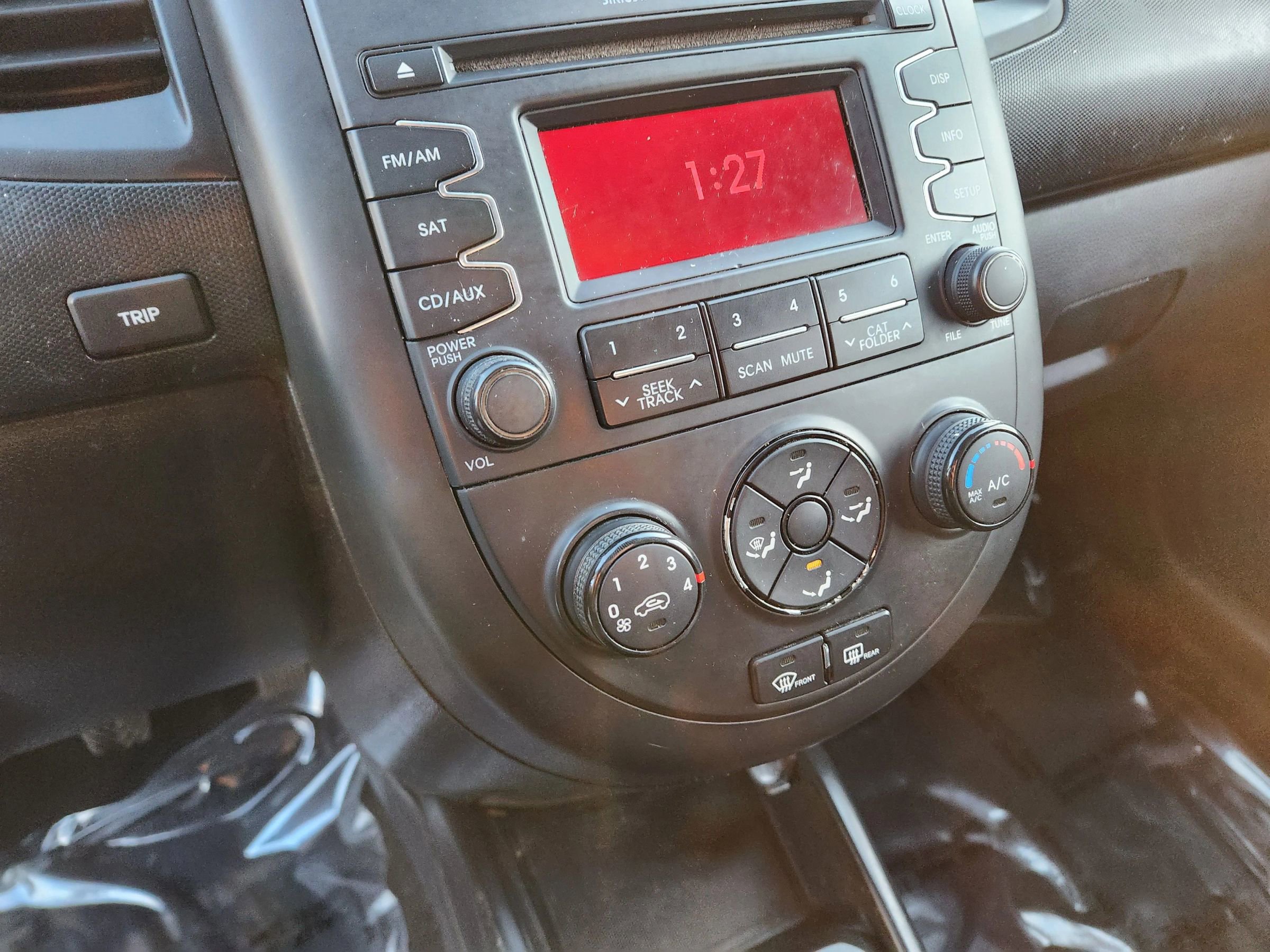 Used 2013 Kia Soul image 24