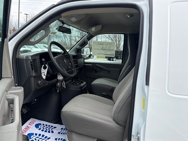 New 2026 GMC Savana 2500 Work Van w/ Driver Convenience Package image 19