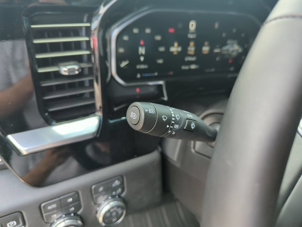 Used 2026 GMC Sierra 1500 Elevation w/ Elevation Premium Package AWD/4WD image 21