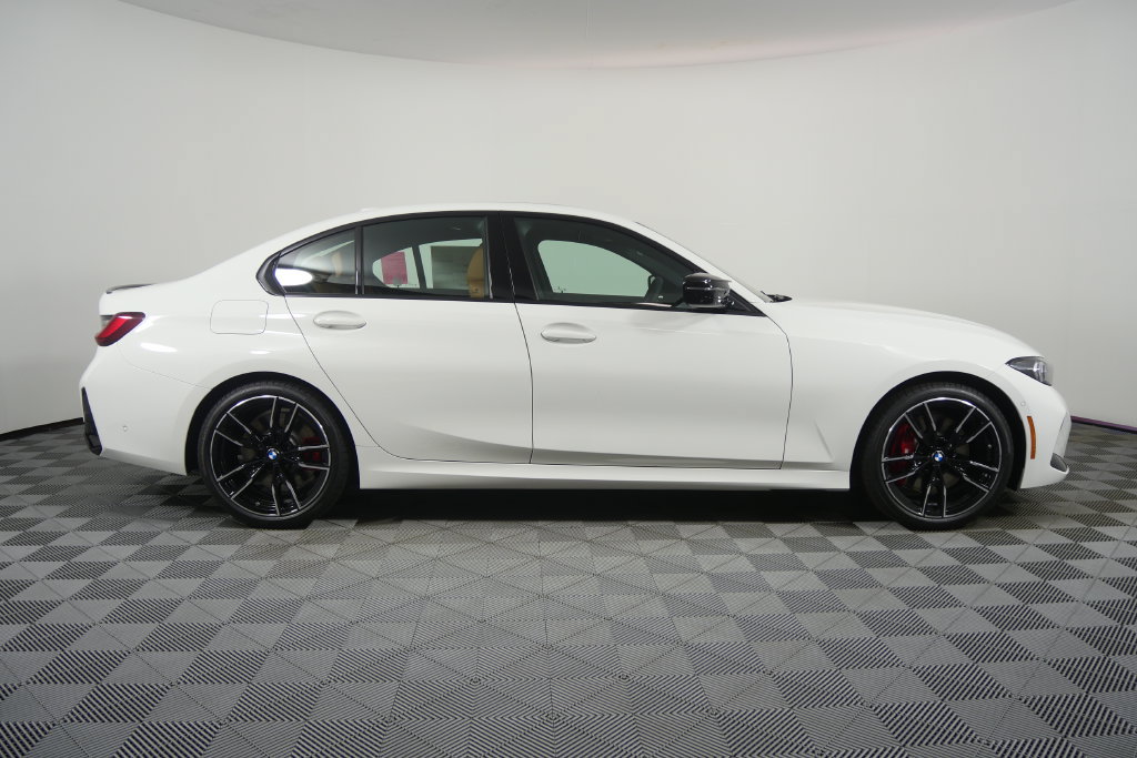 Used 2026 BMW M340i w/ Premium Package RWD image 3