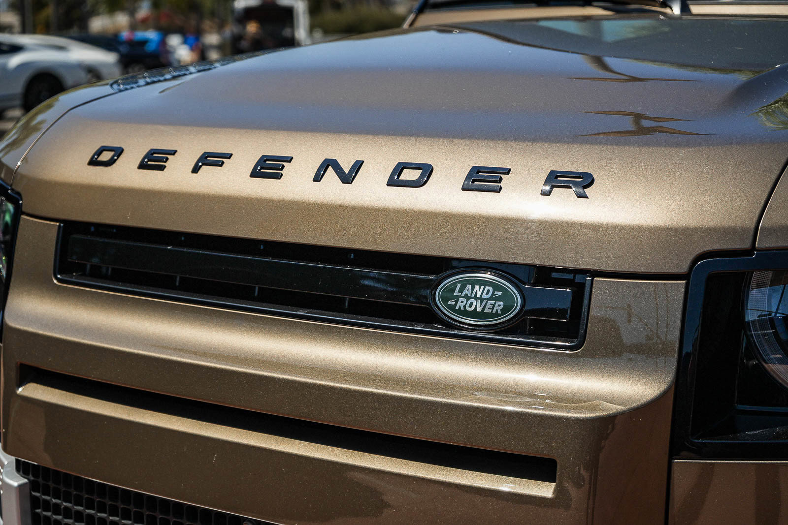 Certified 2025 Land Rover Defender 110 S AWD/4WD image 10