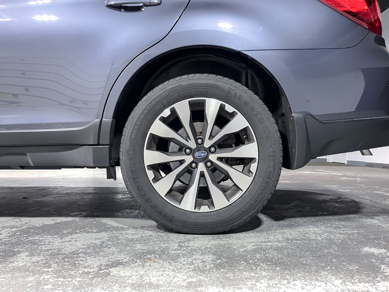 Used 2017 Subaru Outback 2.5i Limited image 11