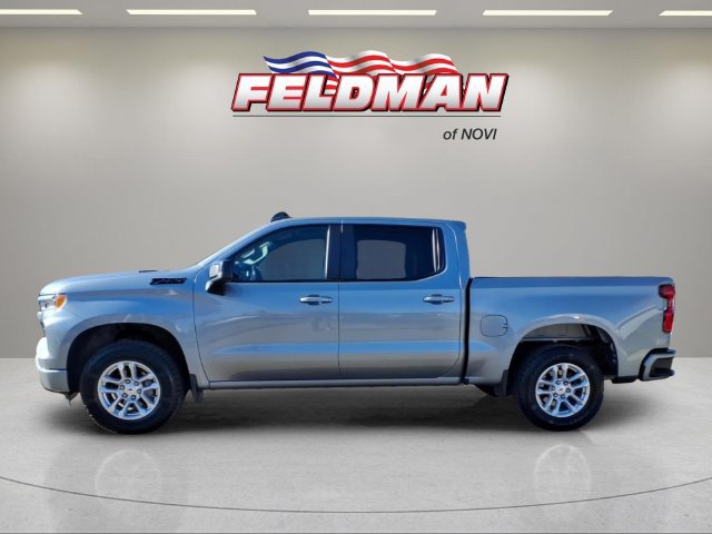 Used 2023 Chevrolet Silverado 1500 RST w/ Z71 Off-Road Package AWD/4WD image 4