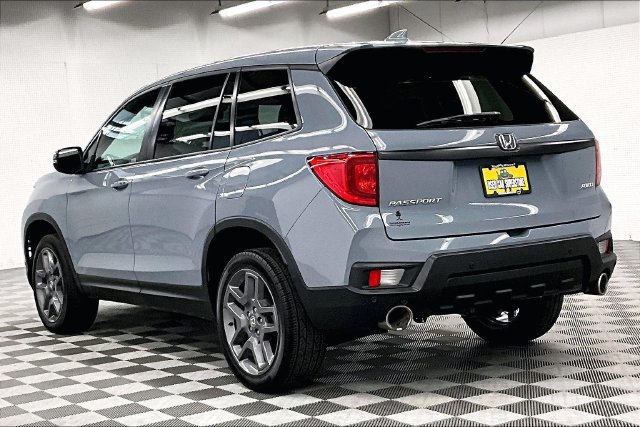 Used 2023 Honda Passport EX-L image 2