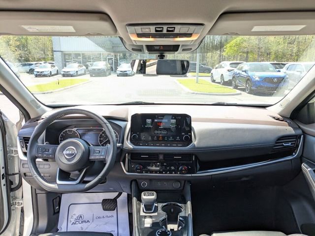 Used 2023 Nissan Rogue SL w/ SL Premium Package image 14