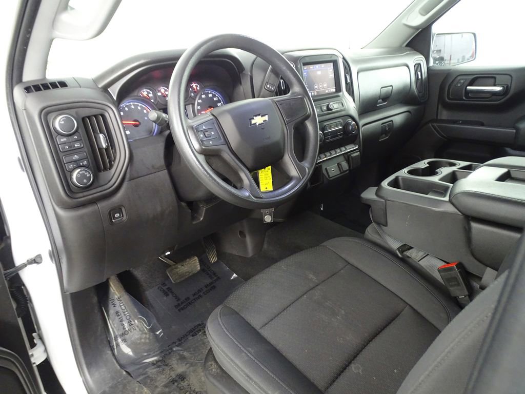 Used 2020 Chevrolet Silverado 1500 Custom w/ Custom Value Package image 19