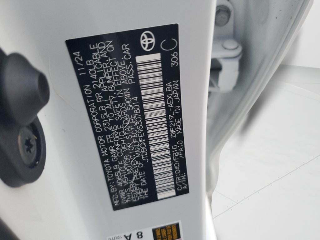 Certified 2025 Toyota Corolla LE FWD image 27