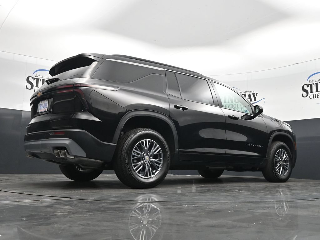 Certified 2026 Chevrolet Traverse LT AWD/4WD image 32