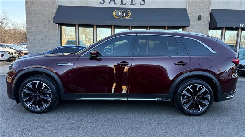 Used 2024 MAZDA CX-90 Plug-In Hybrid w/ Premium Plus image 2