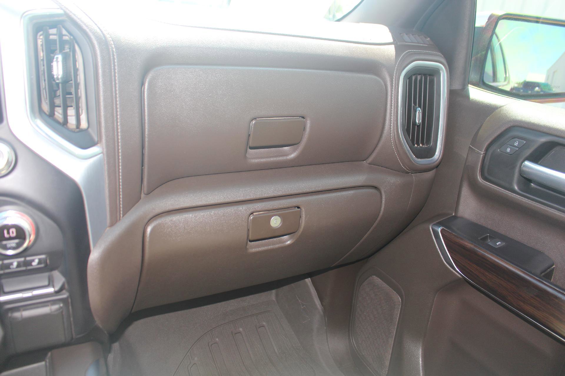 Used 2021 GMC Sierra 1500 SLT w/ SLT Premium Package image 11
